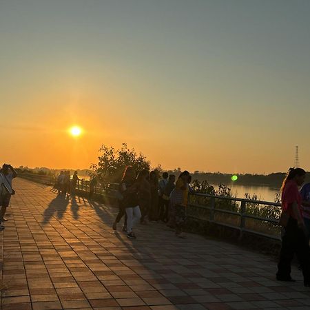 Royal Mekong Riverside Hotel Nong Khai Εξωτερικό φωτογραφία
