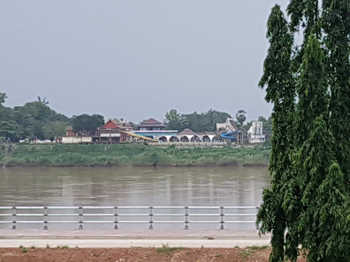 Royal Mekong Riverside Hotel Nong Khai Εξωτερικό φωτογραφία